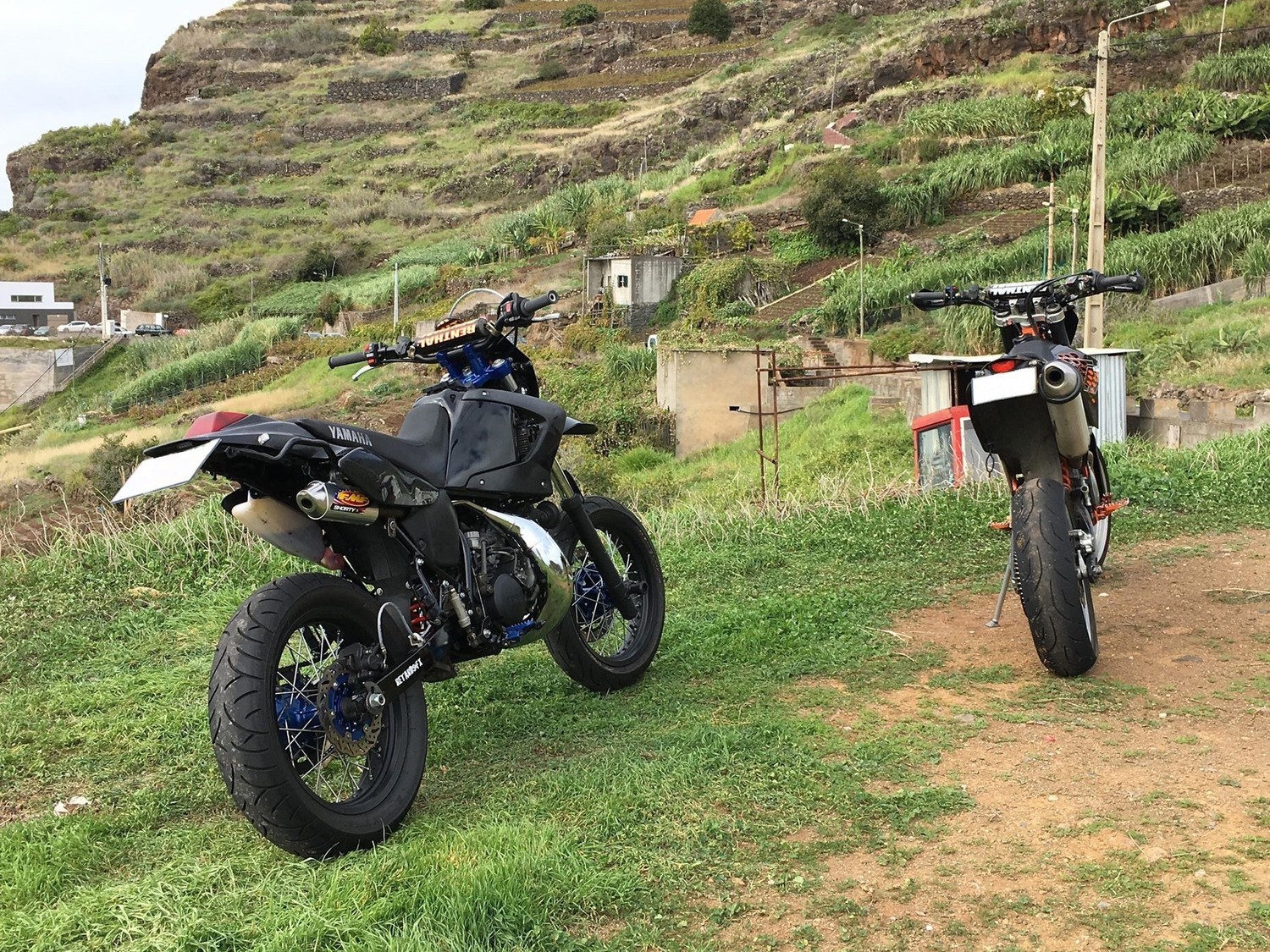 DT 125X