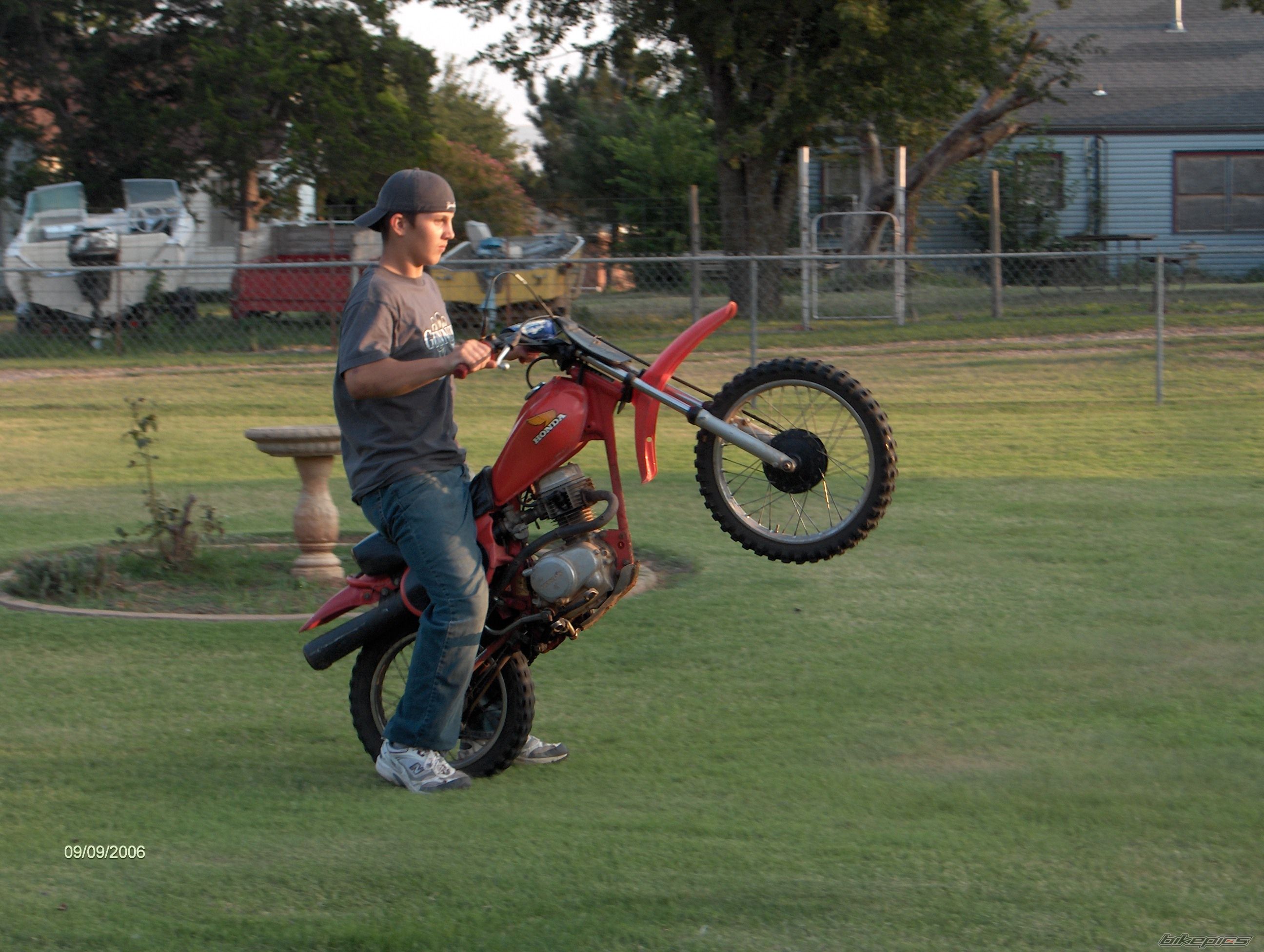 Photo 675208