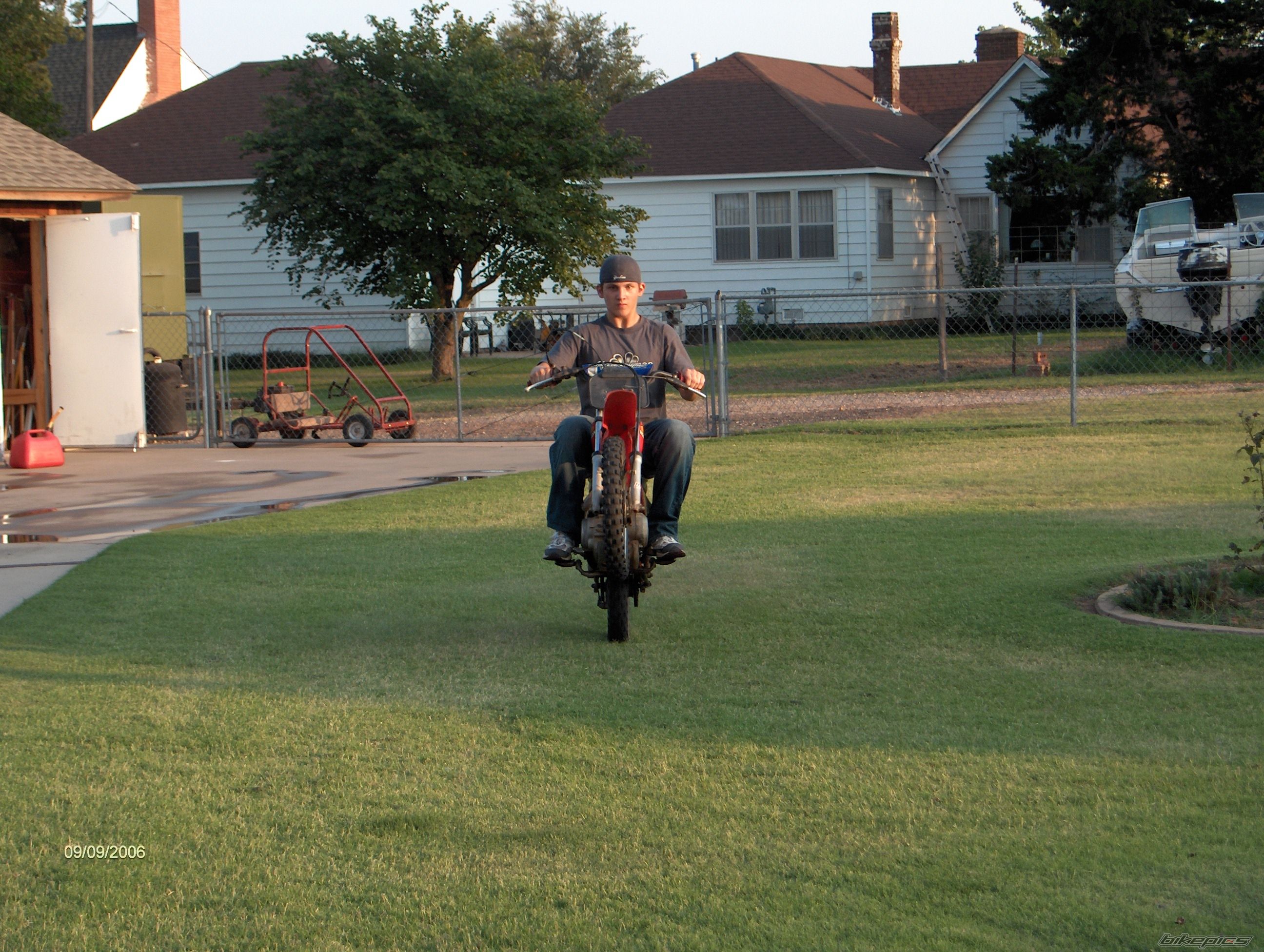 Photo 675209