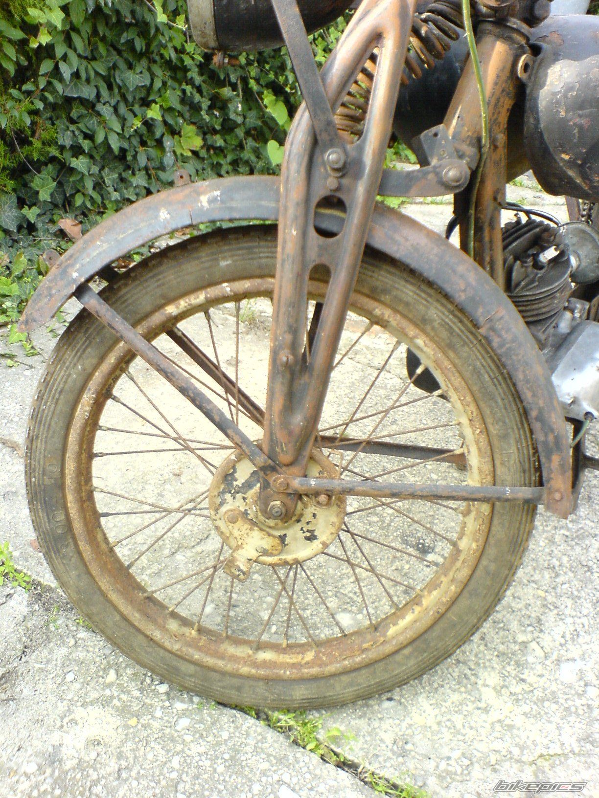 Bike Photo 692103