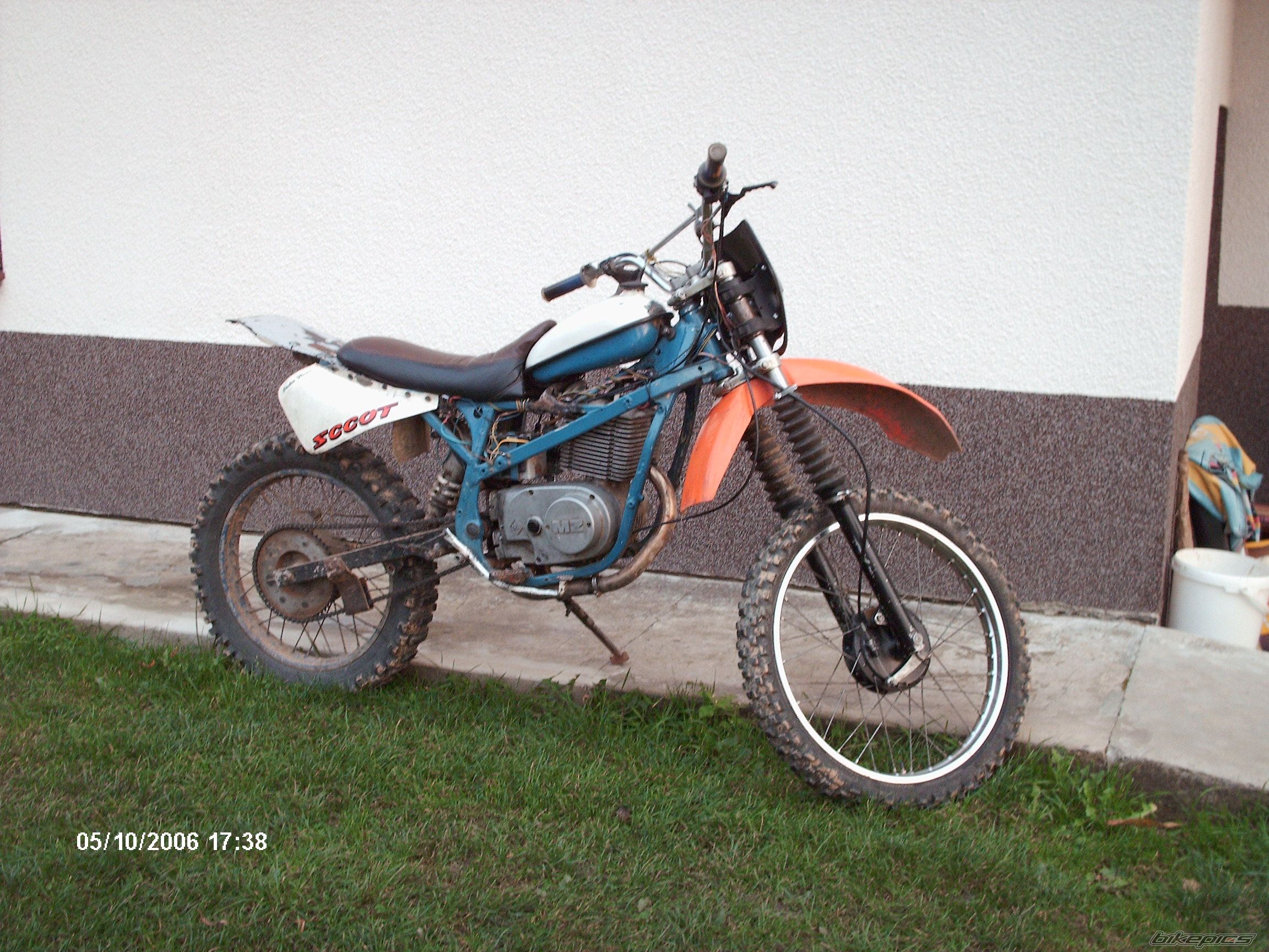 Photo 694335
