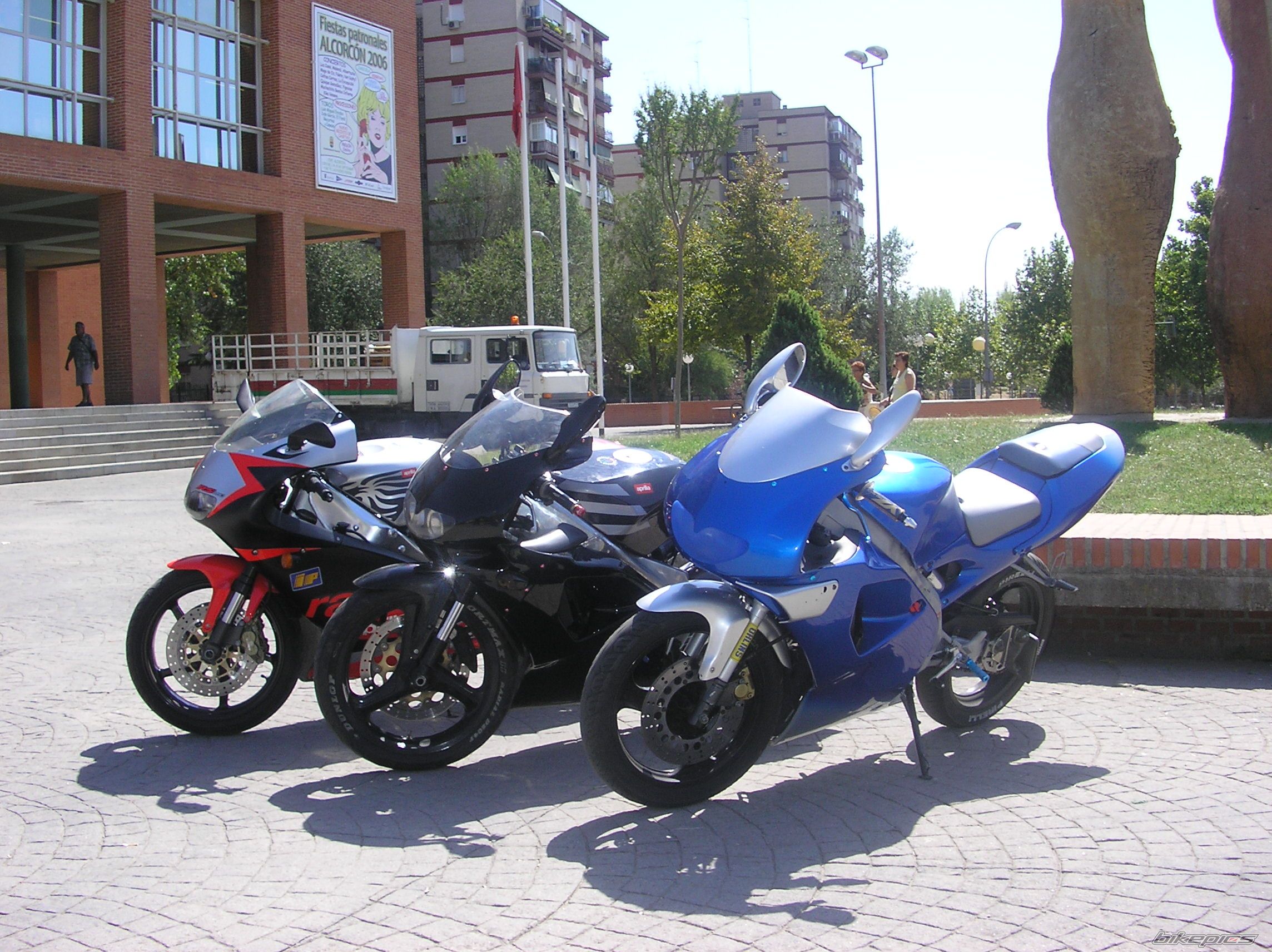 Bike Photo 696957