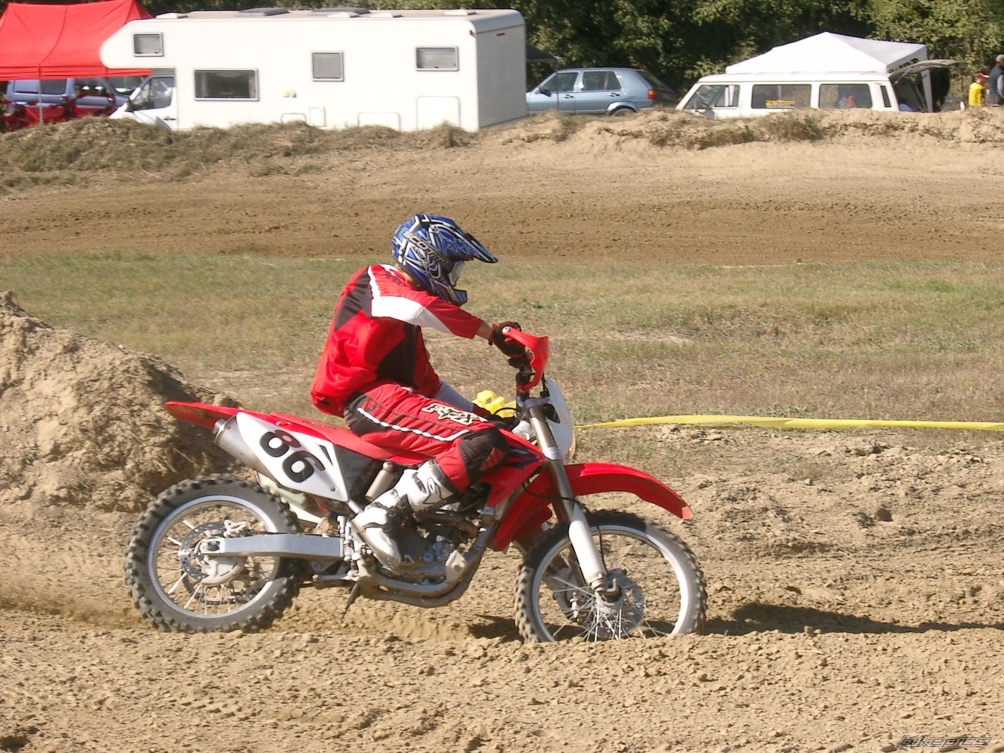 Photo 699992