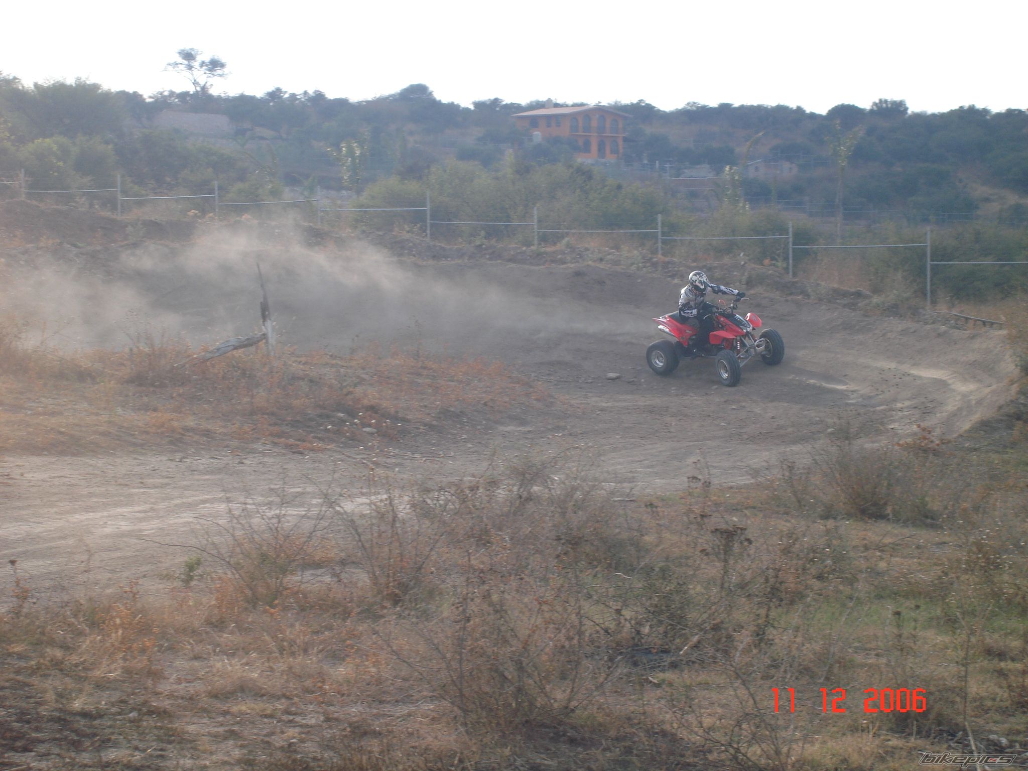 Photo 745512