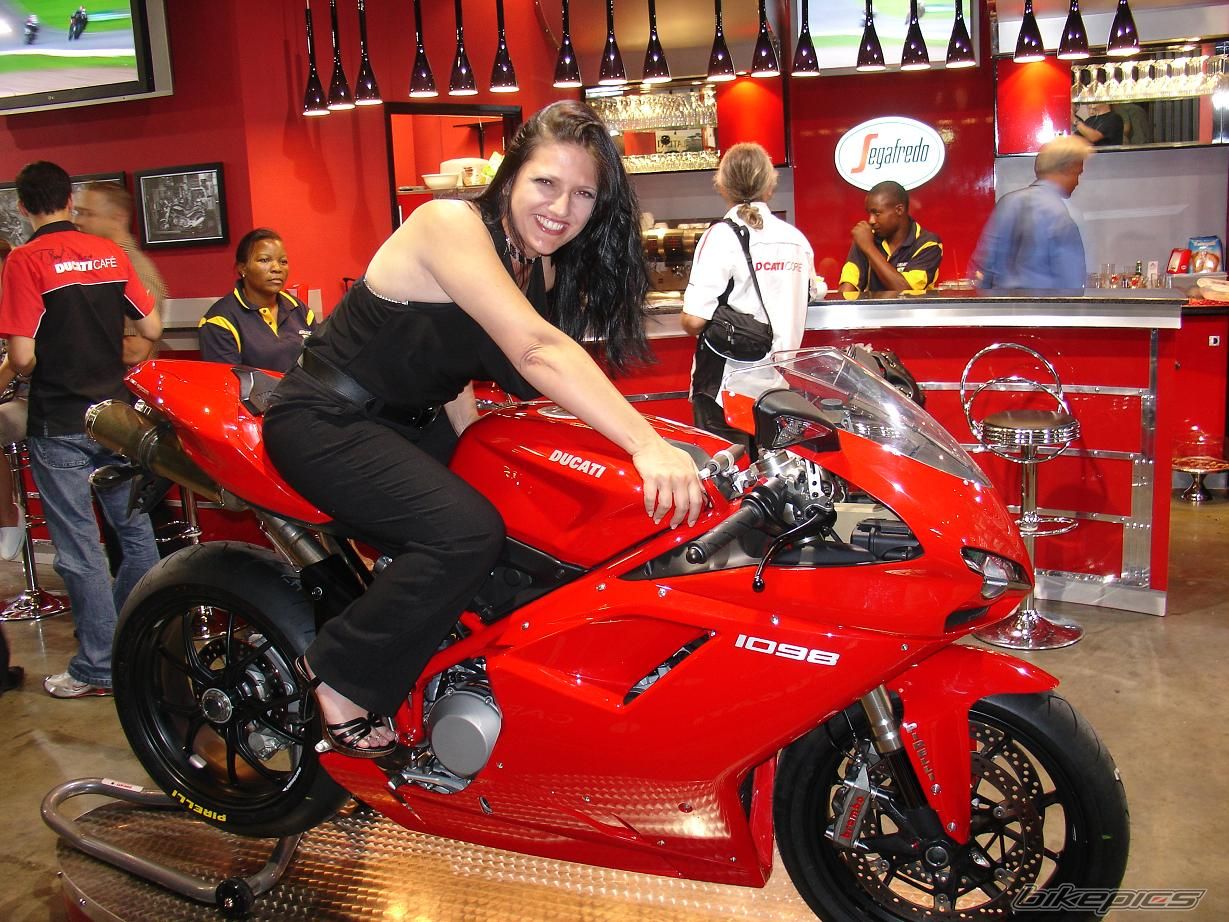 Bike Photo 749399