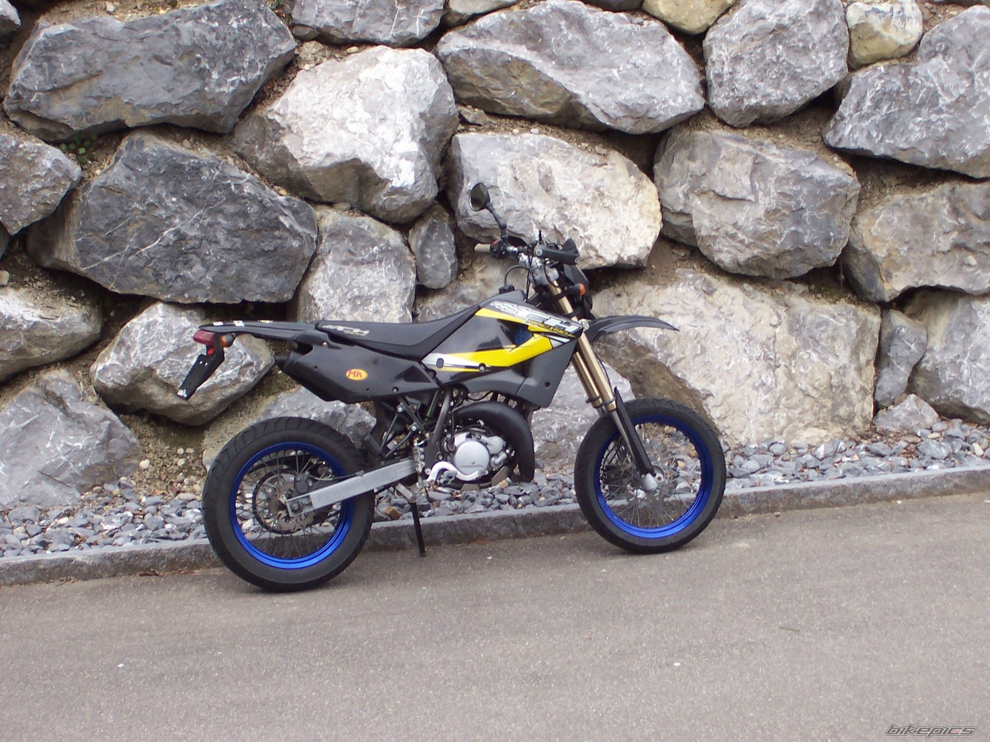 Bike Photo 832025