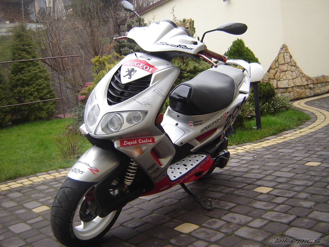 Photo 837673