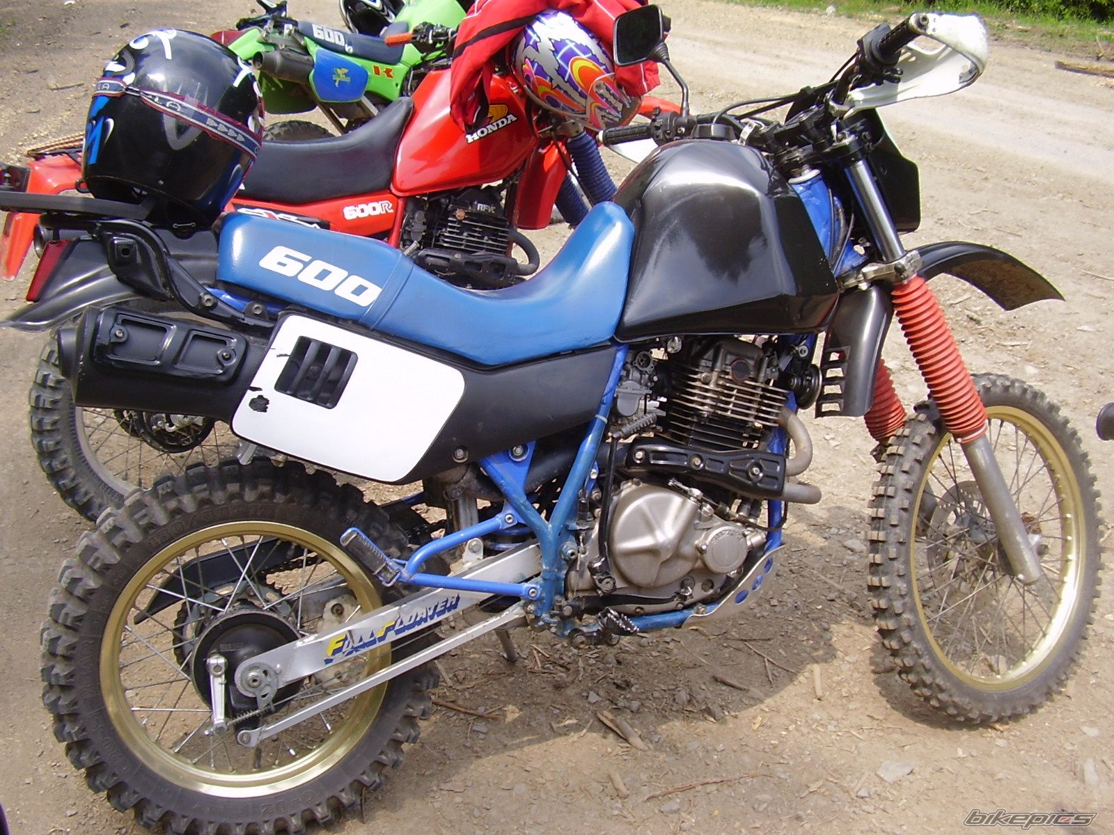 Photo 851298