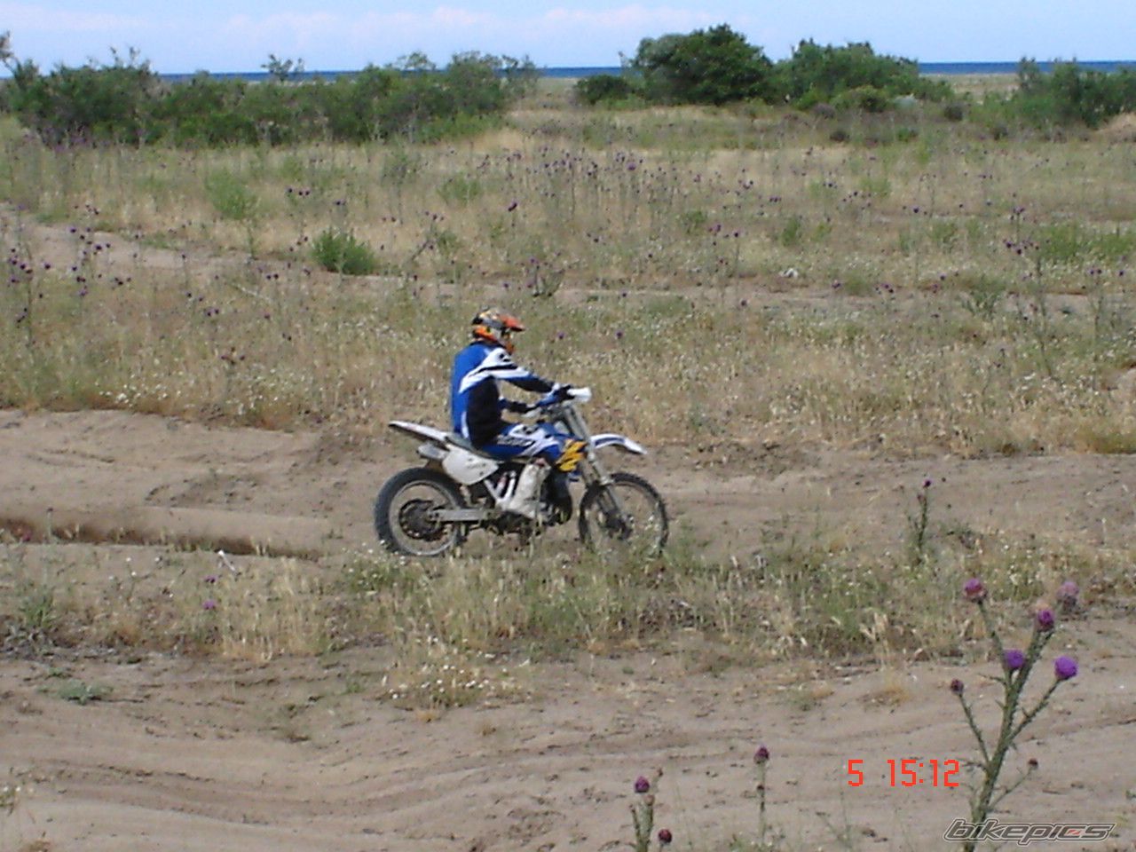 Photo 853336