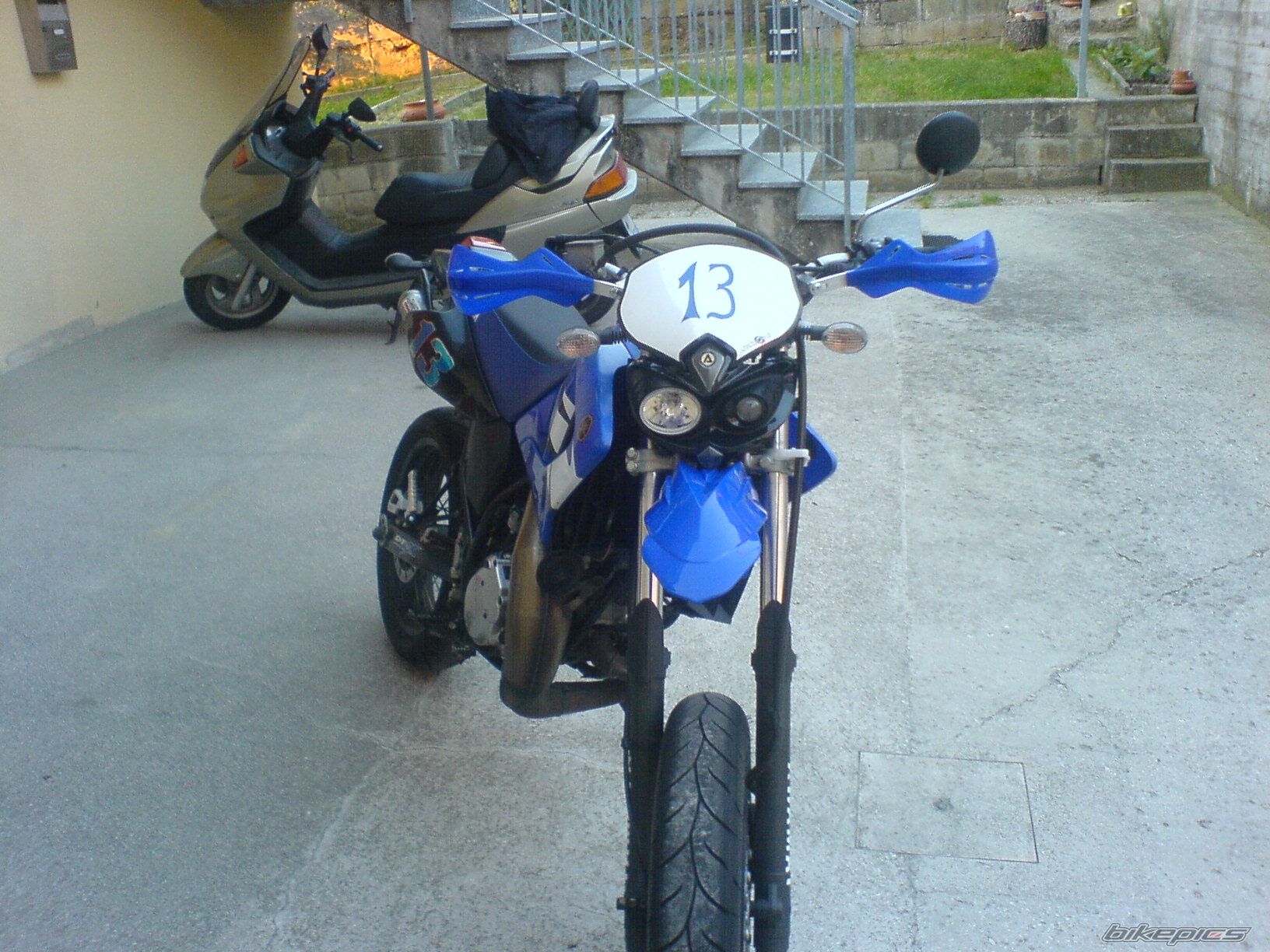 Photo 877480