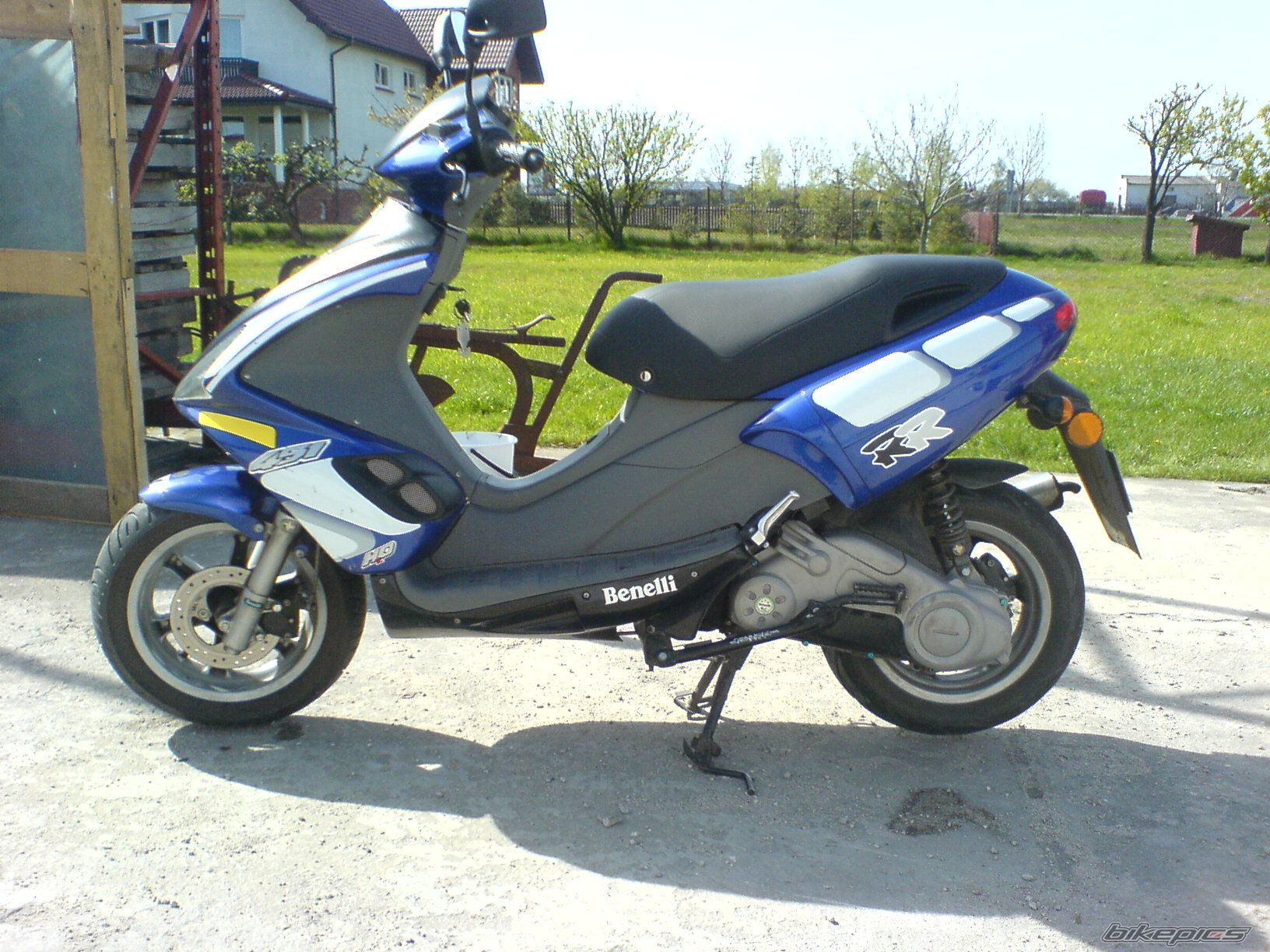 Photo 884185