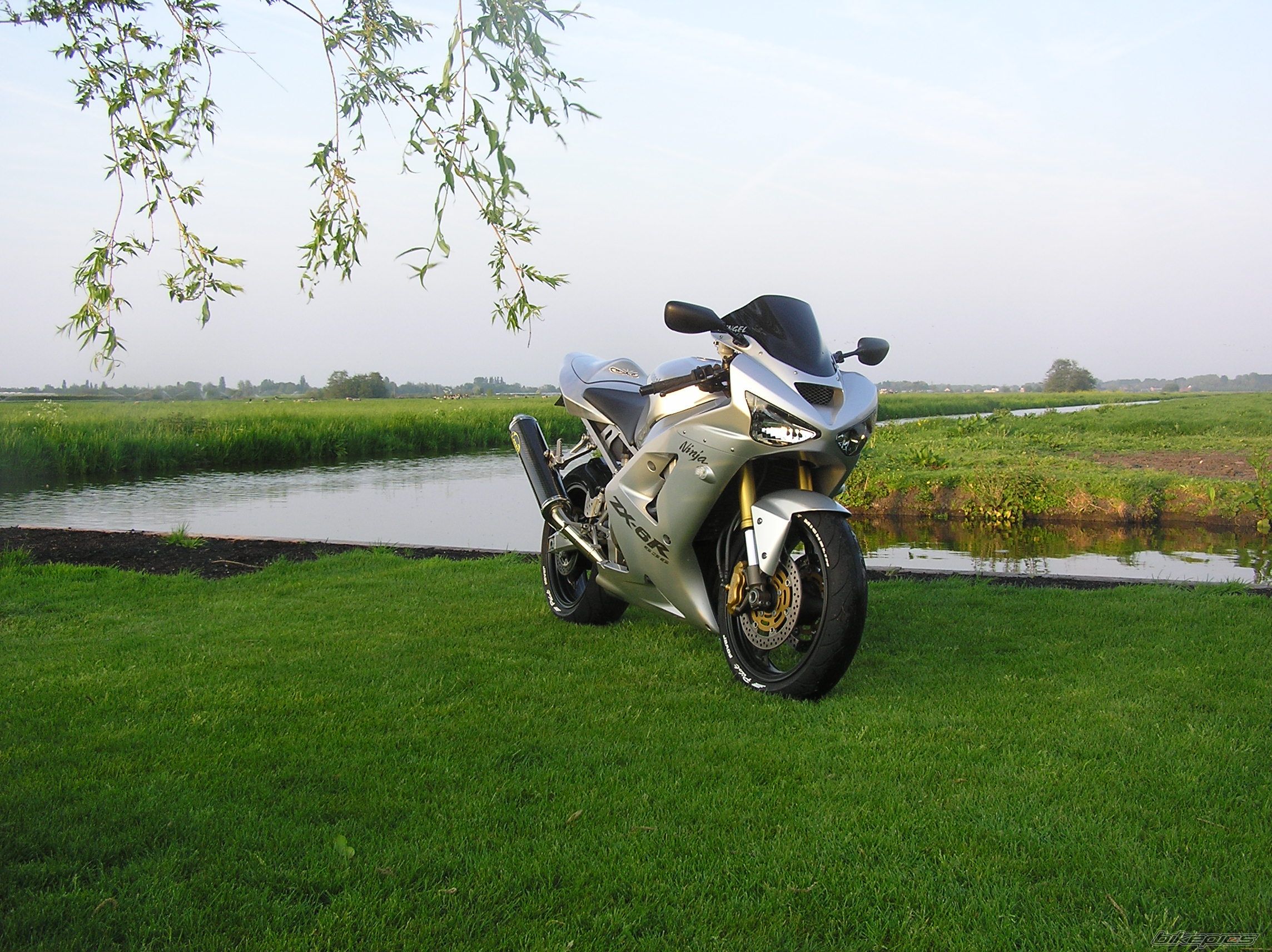 Bike Photo 885112