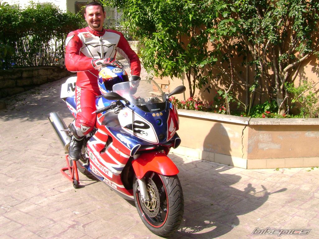 Bike Photo 896584