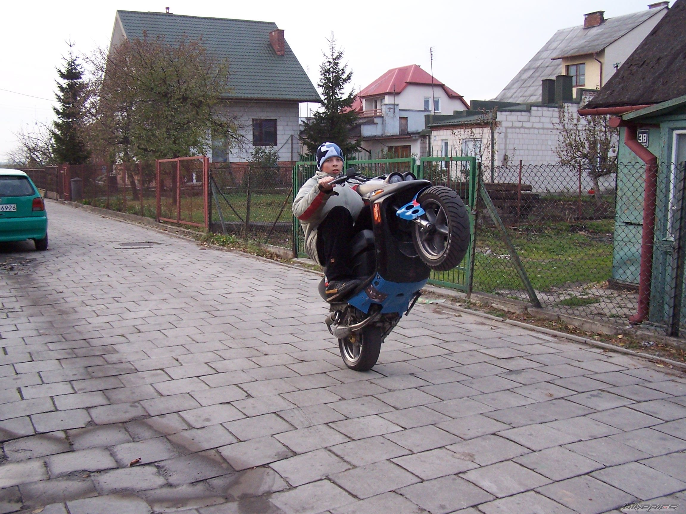 Bike Photo 897344