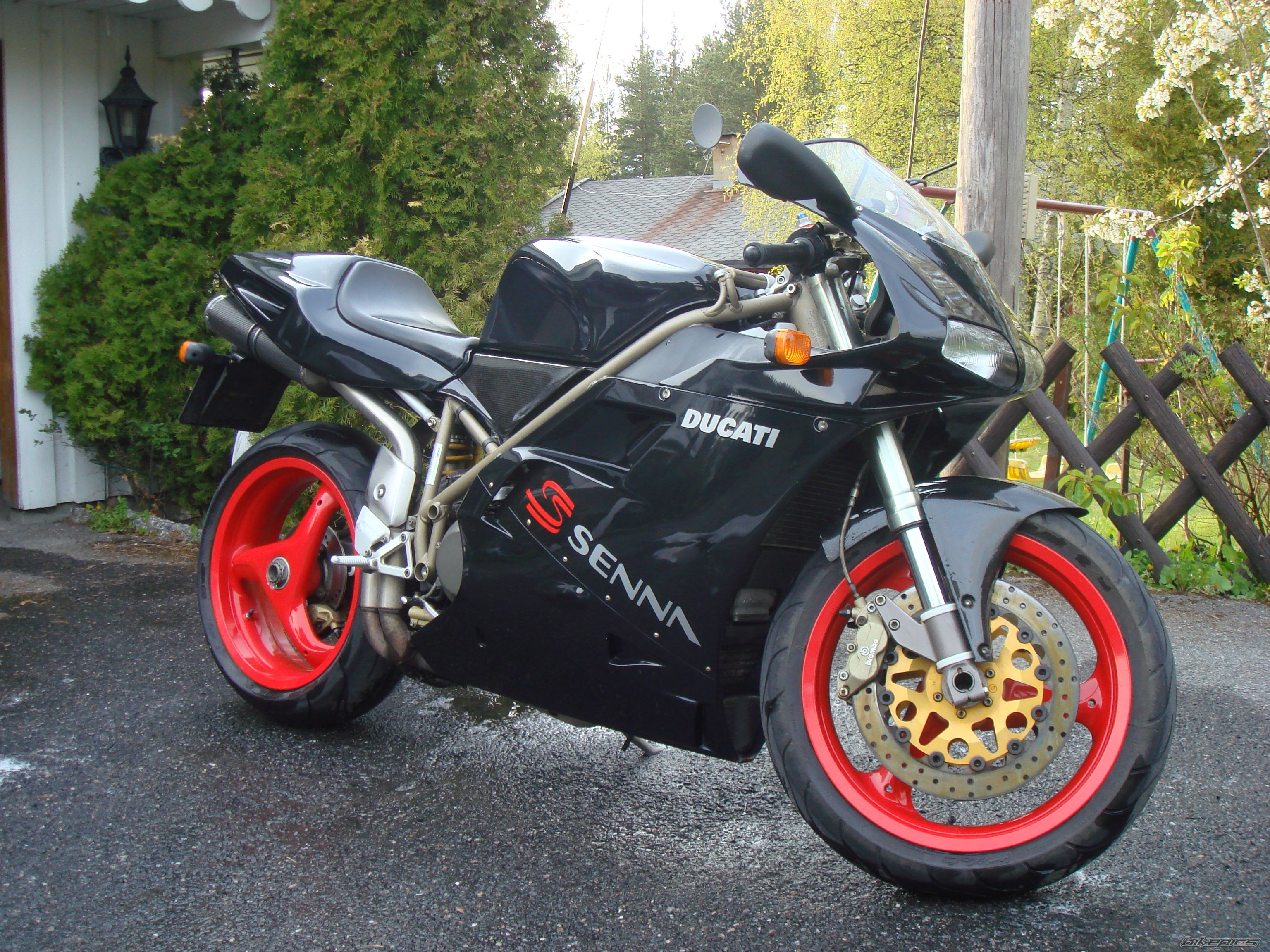 Bike Photo 899771