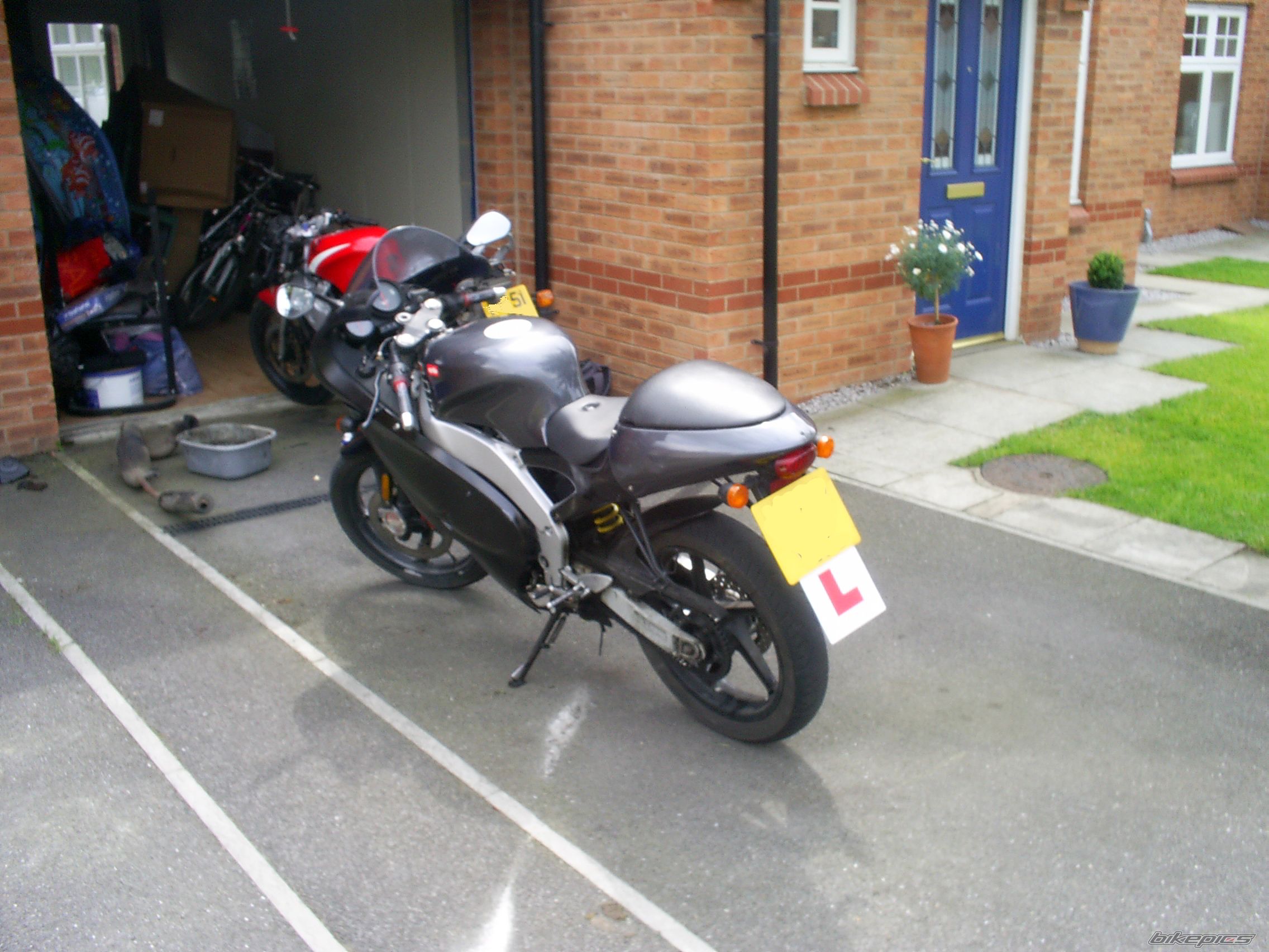 Photo 905039
