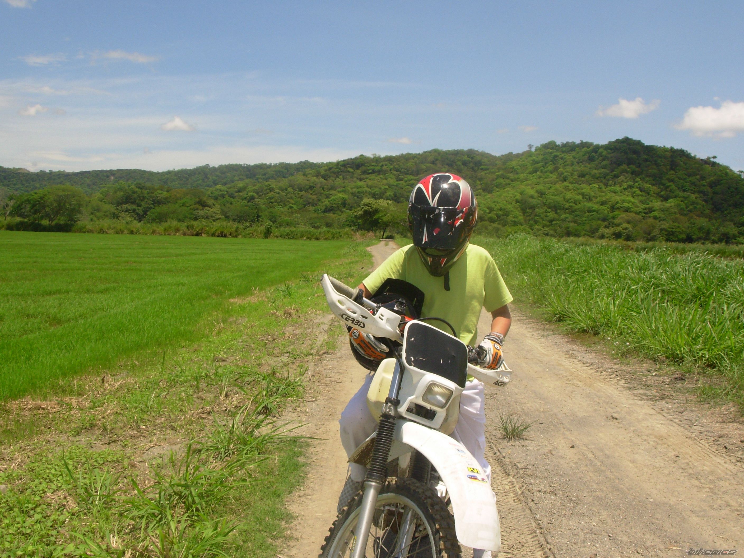 Bike Photo 928801