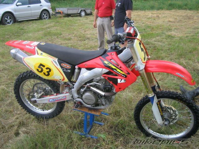 Photo 941919