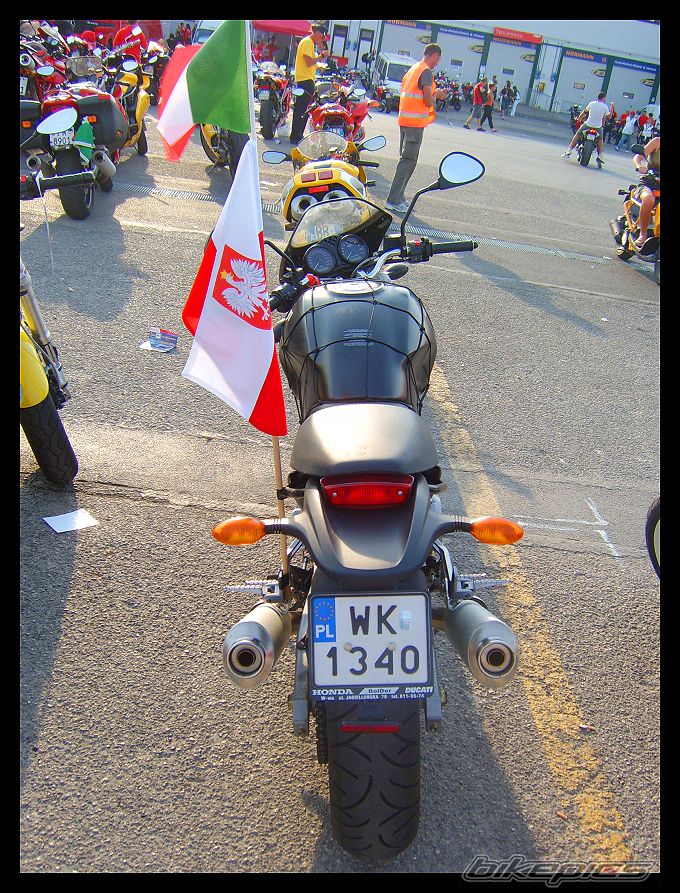 Photo 975277