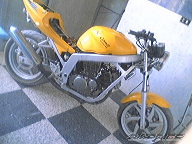 Photo 975879