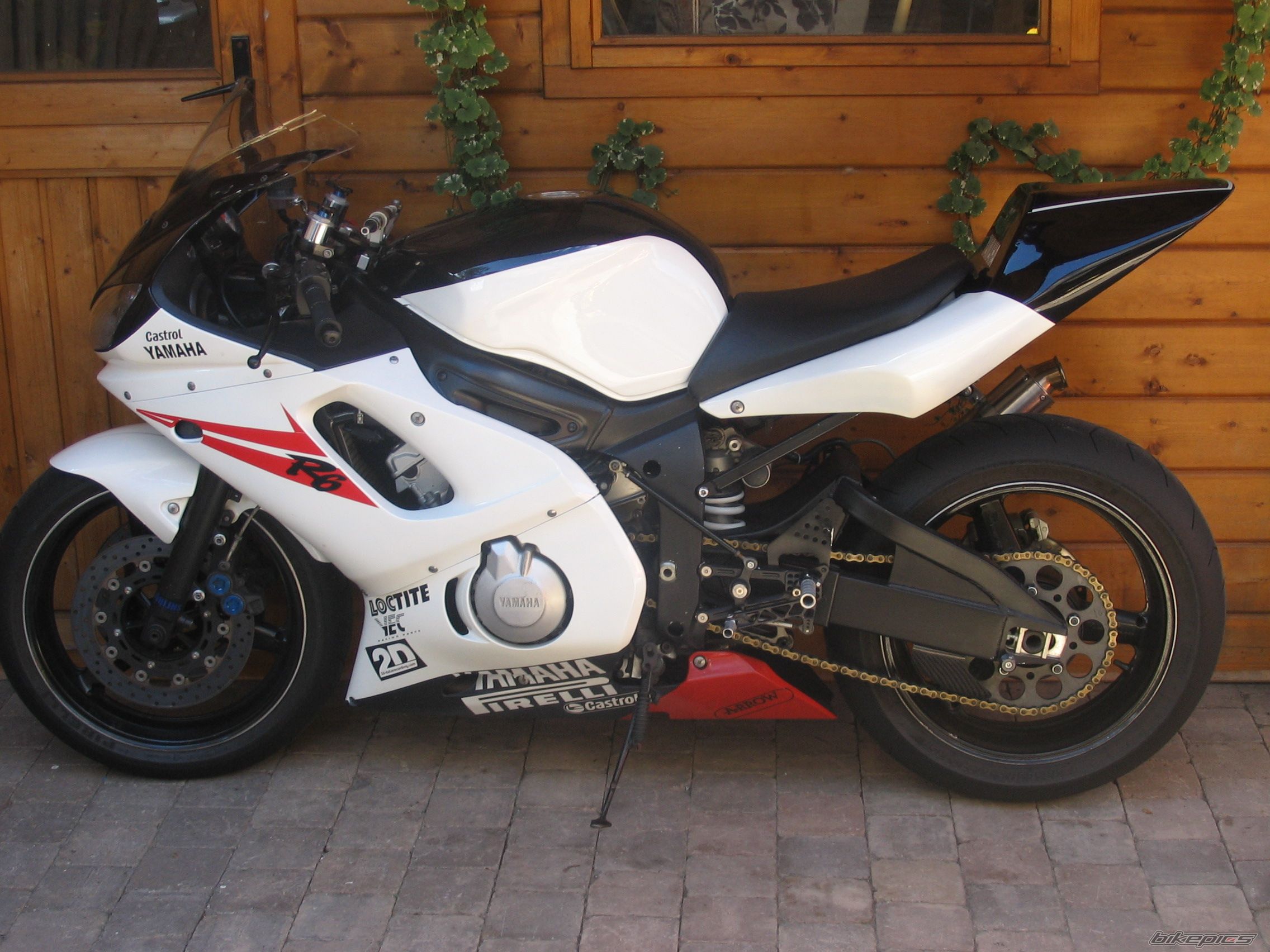 Bike Photo 990952