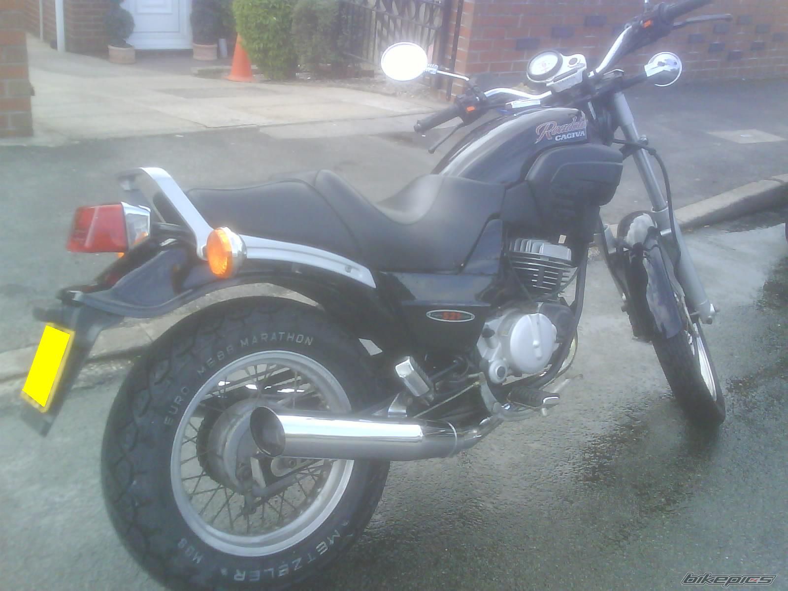 Photo 995341
