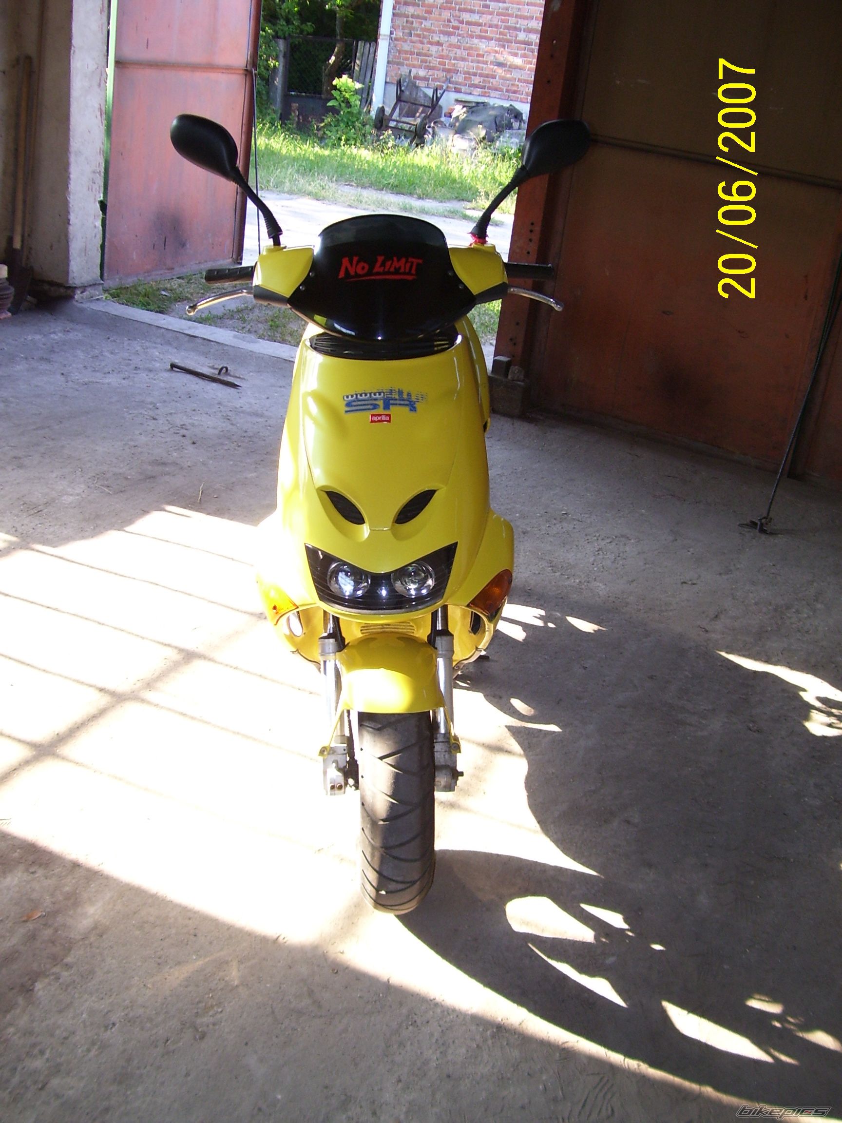 Bike Photo 996741